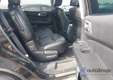 2015 Nissan Pathfinder Platinum/S/Sl/Sv z USA, uszkodzony, nr VIN 5N1AR2MM0FC689639